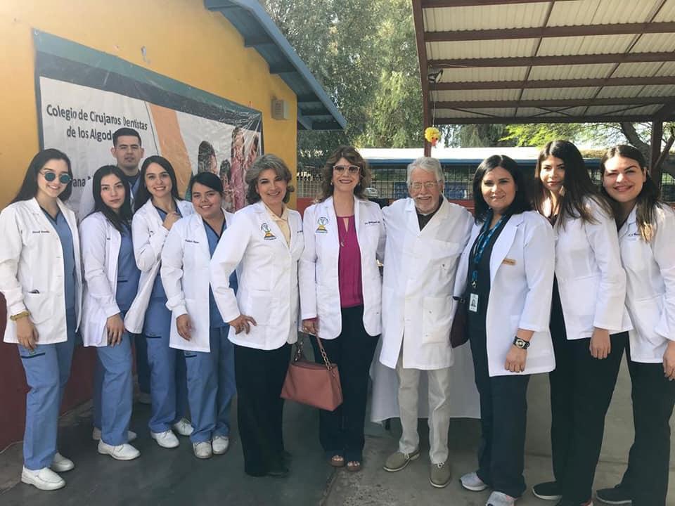 Celebrando 1ª Semana Nacional de Salud Bucal Algodones